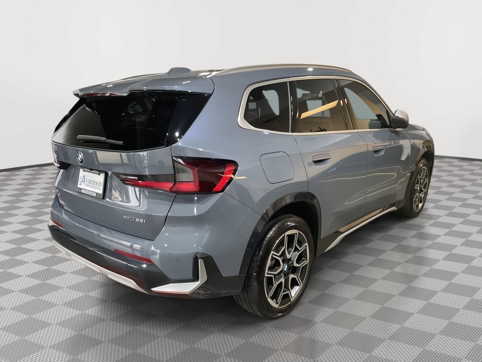 Used 2023 BMW X1 xDrive28i w/ Convenience Package AWD/4WD image 7