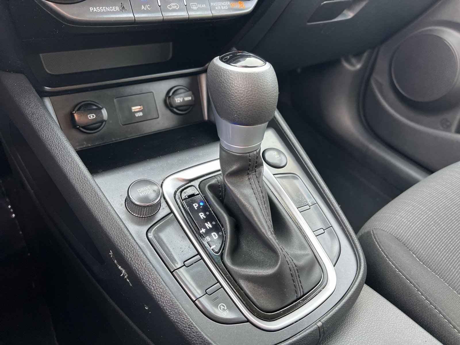 Used 2023 Hyundai Kona SEL image 21