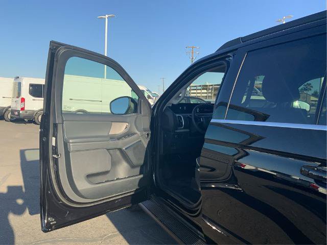 Certified 2025 Ford Expedition Active AWD/4WD image 20