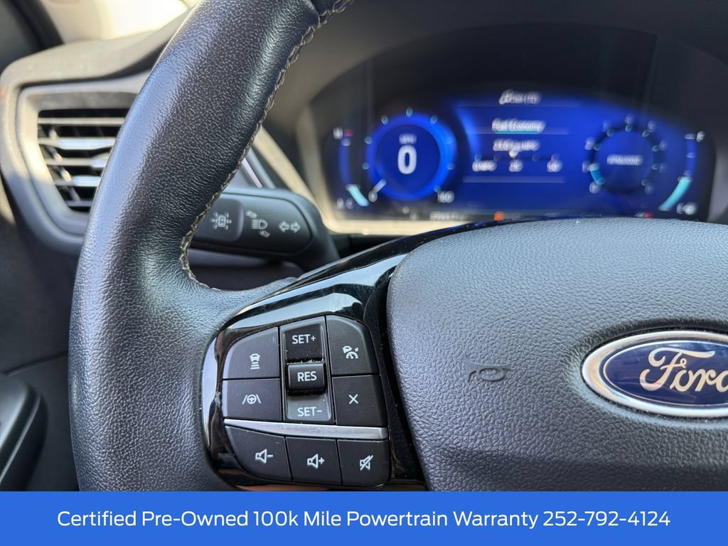Certified 2022 Ford Escape Titanium w/ Titanium Elite Package AWD/4WD image 19