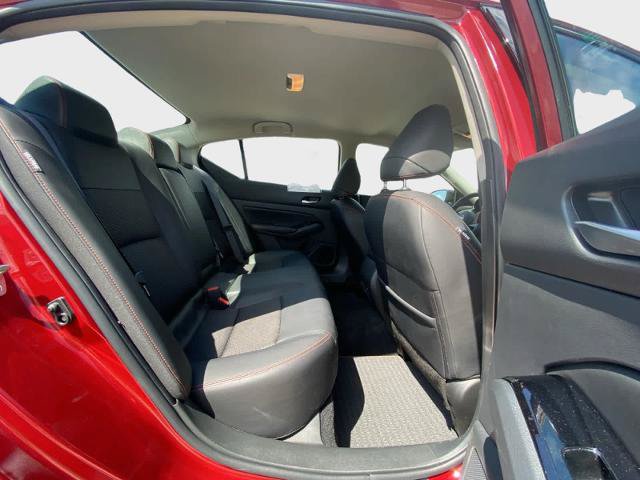Used 2025 Nissan Altima 2.5 SR AWD/4WD image 13