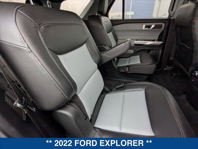 Certified 2022 Ford Explorer XLT w/ Equipment Group 202A image 23