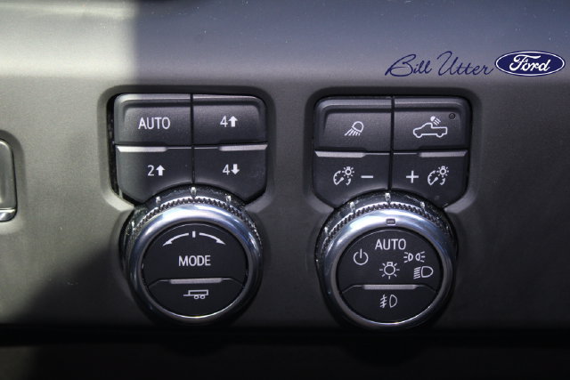 Used 2025 GMC Sierra 2500 Denali w/ Denali Reserve Package AWD/4WD image 23