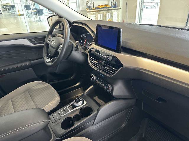 Certified 2022 Ford Escape SE w/ SE Sport Appearance Package image 27