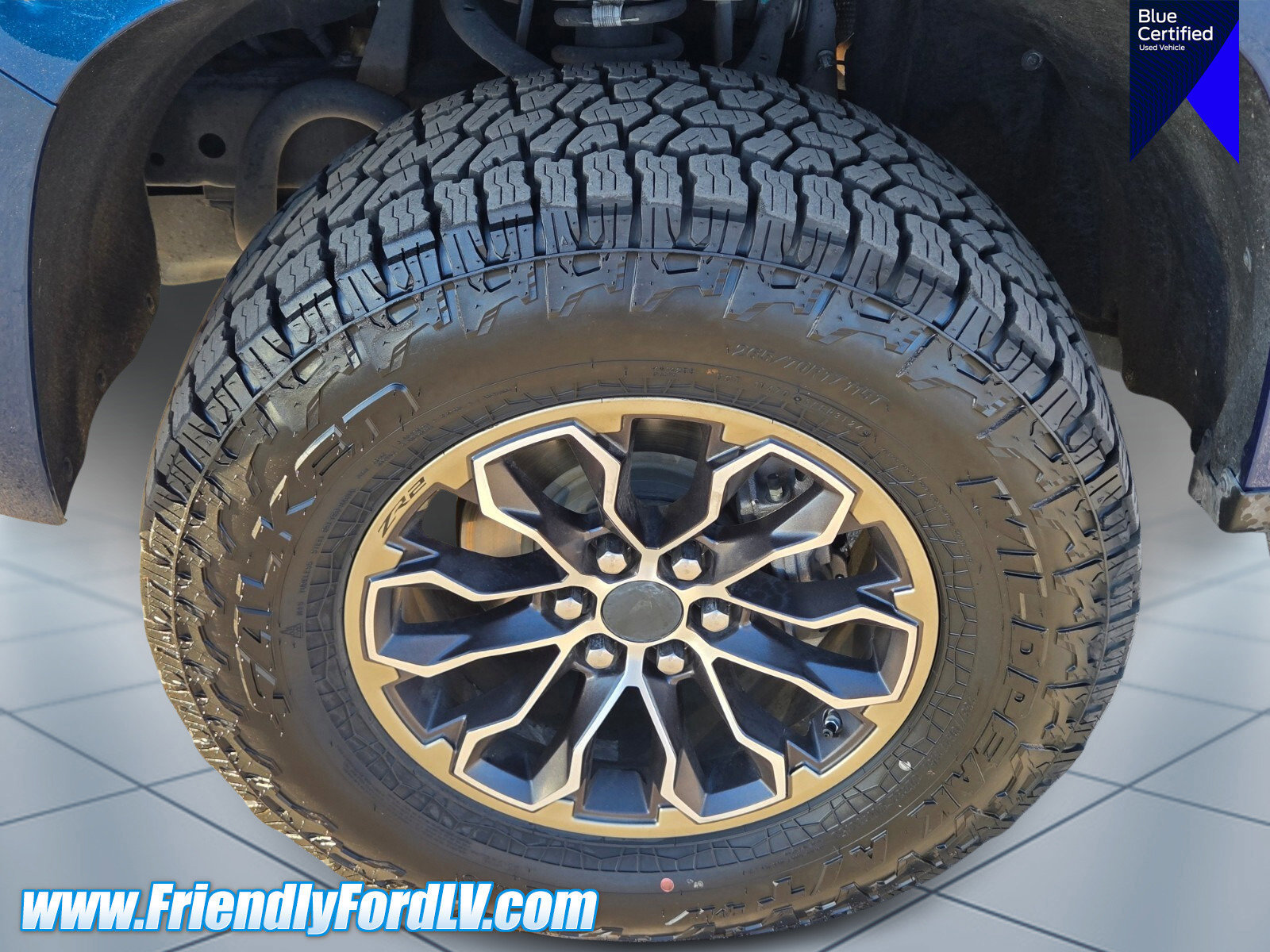 Used 2019 GMC Canyon SLE w/ Driver Alert Package image 8