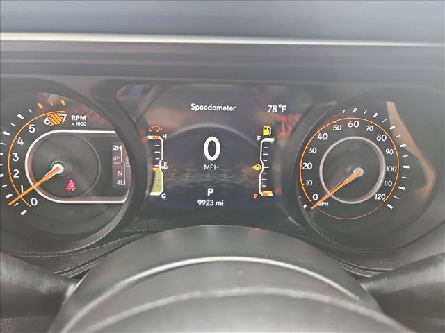 Used 2024 Jeep Wrangler Unlimited Rubicon AWD/4WD image 9