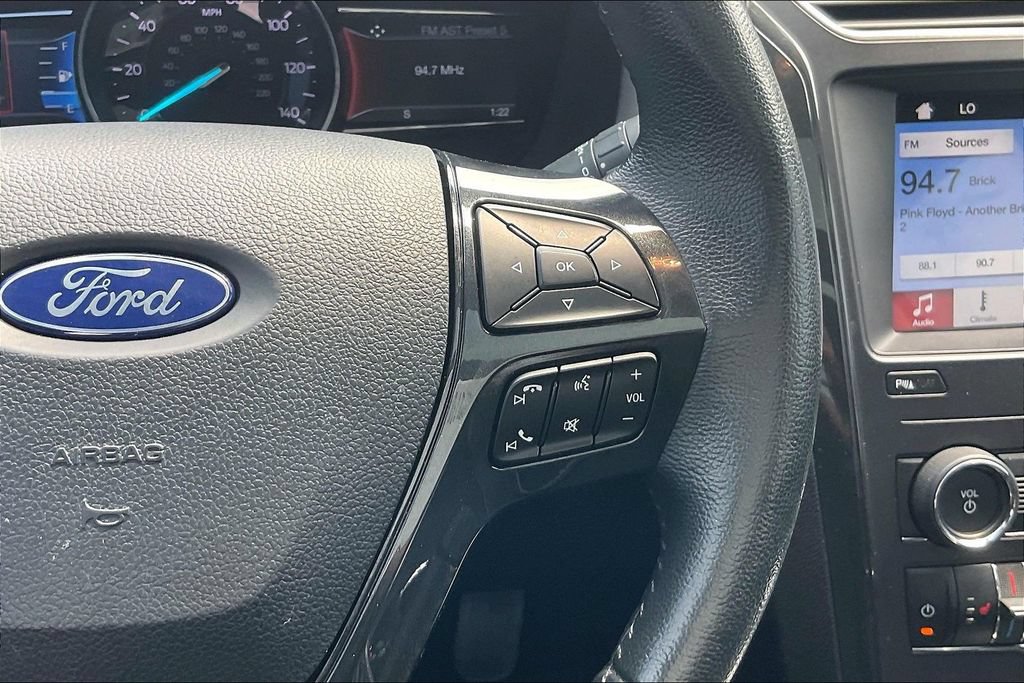Certified 2019 Ford Explorer XLT w/ Equipment Group 202A AWD/4WD image 18