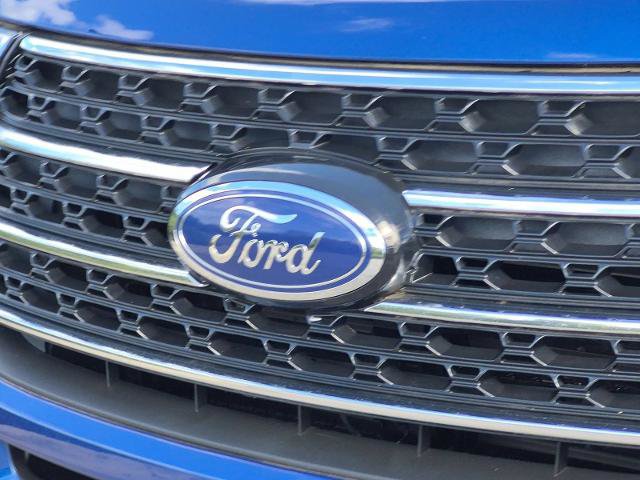 Certified 2023 Ford Explorer XLT w/ Class IV Trailer Tow Package AWD/4WD image 12