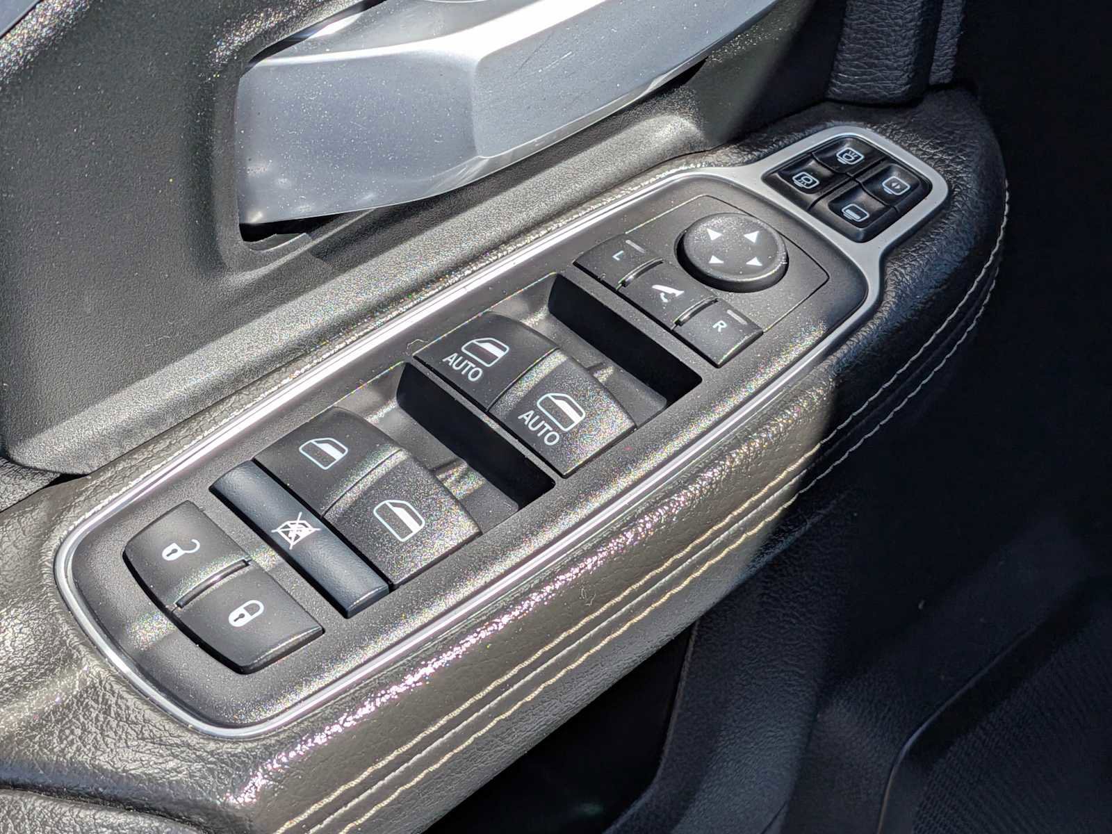 Used 2024 RAM 3500 Big Horn image 18