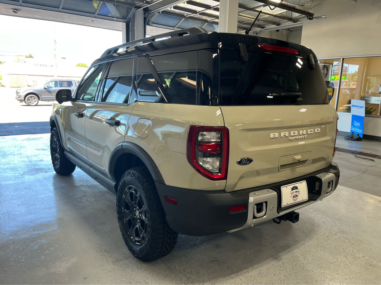 Certified 2025 Ford Bronco Sport Badlands w/ Sasquatch Badlands Package AWD/4WD image 10