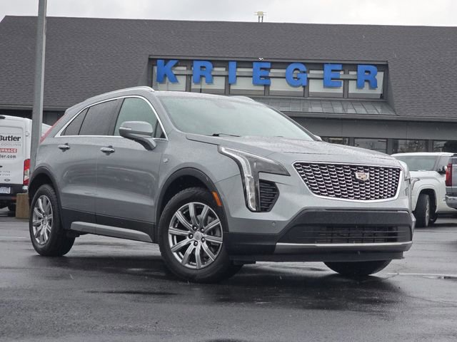 Used 2023 Cadillac XT4 Premium Luxury AWD/4WD image 2