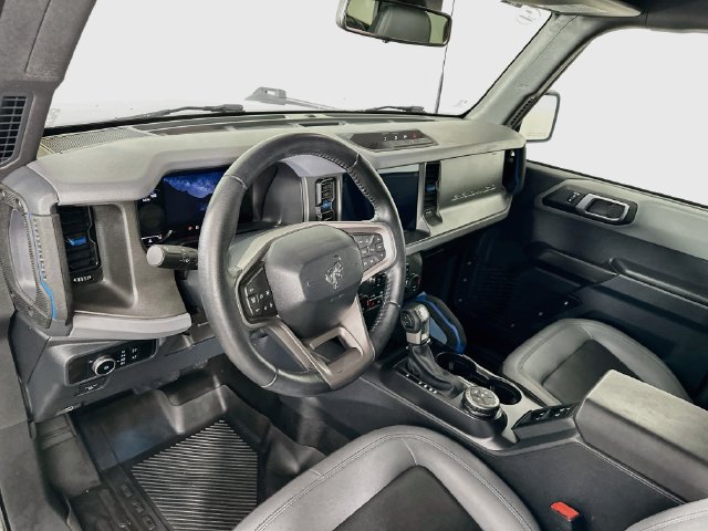 Certified 2024 Ford Bronco Black Diamond AWD/4WD image 15