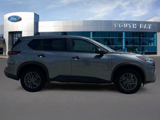 Used 2024 Nissan Rogue S FWD image 6