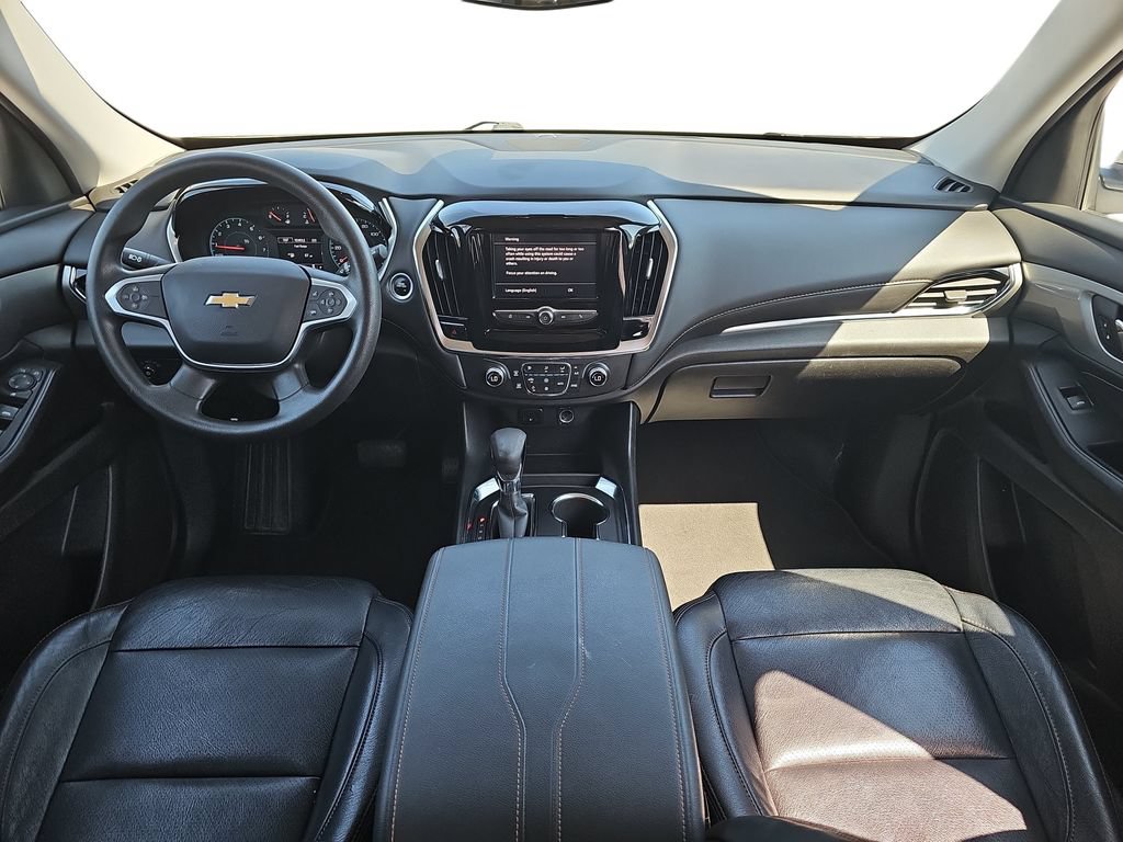 Used 2021 Chevrolet Traverse LS FWD image 9