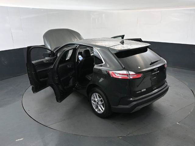 Certified 2022 Ford Edge SEL w/ Convenience Package AWD/4WD image 18