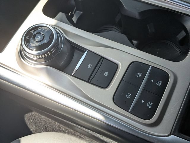 Certified 2021 Ford Explorer XLT w/ Equipment Group 202A RWD image 20