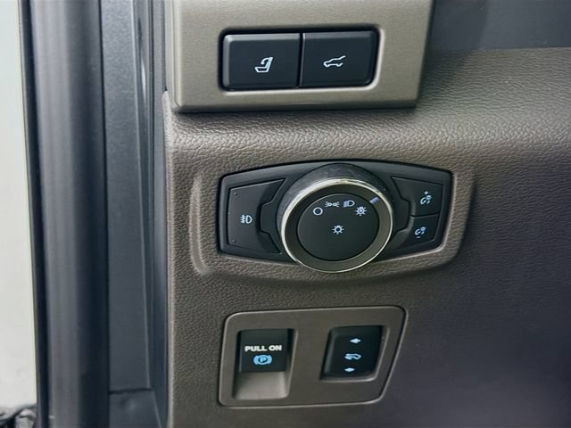 Certified 2019 Ford Expedition XLT w/ Equipment Group 202A RWD image 12
