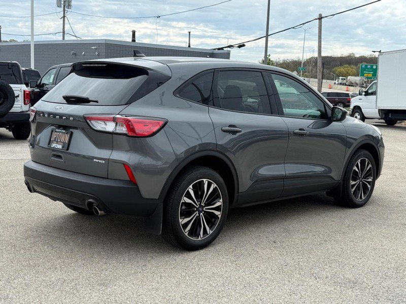 Certified 2022 Ford Escape SE w/ SE Sport Appearance Package AWD/4WD image 5