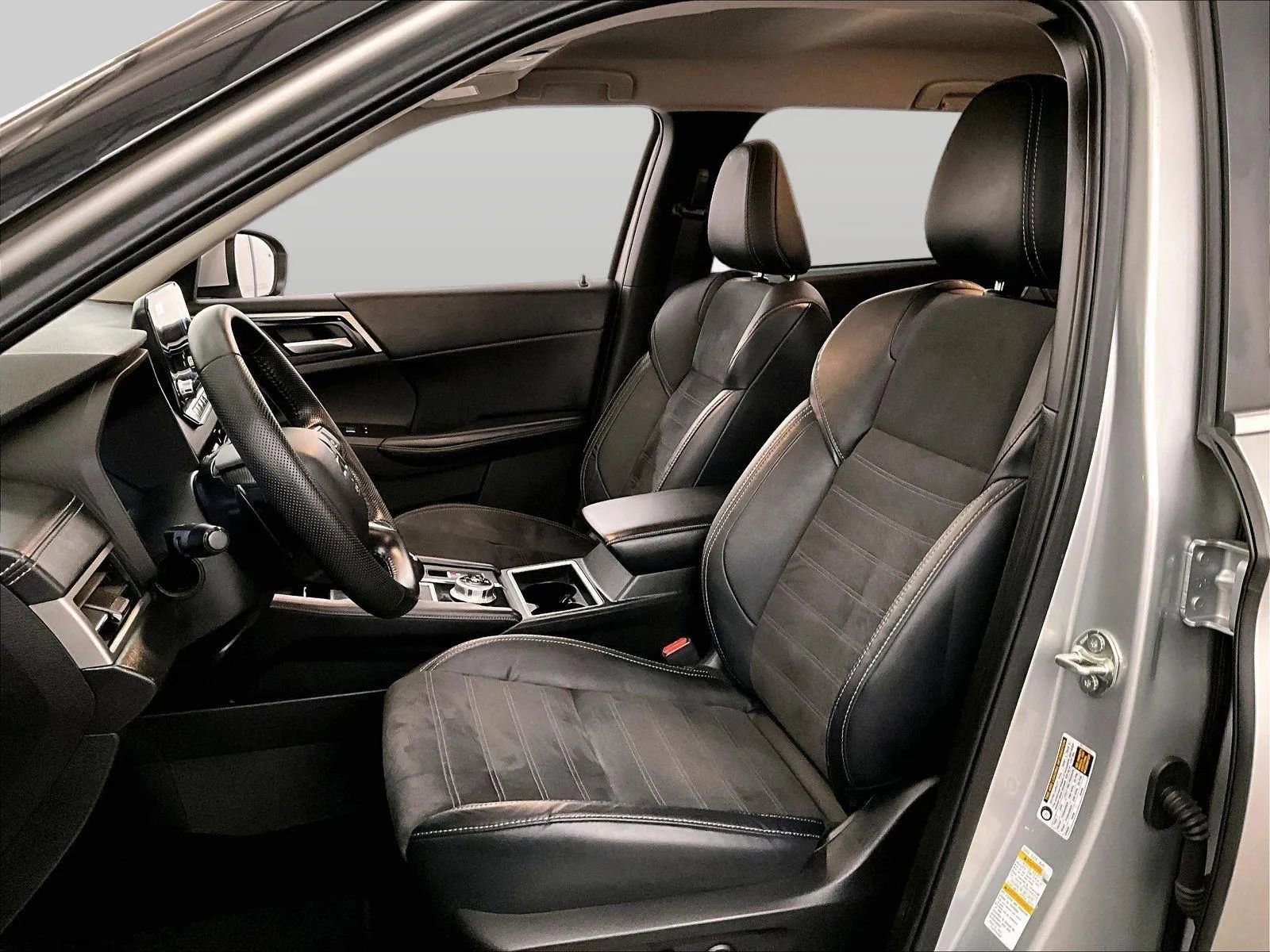 Used 2022 Mitsubishi Outlander SE AWD/4WD image 24