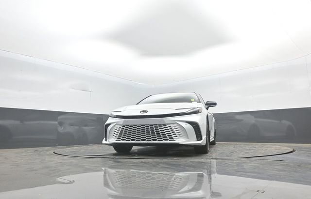 Used 2025 Toyota Camry XSE w/ Premium Plus Package image 35