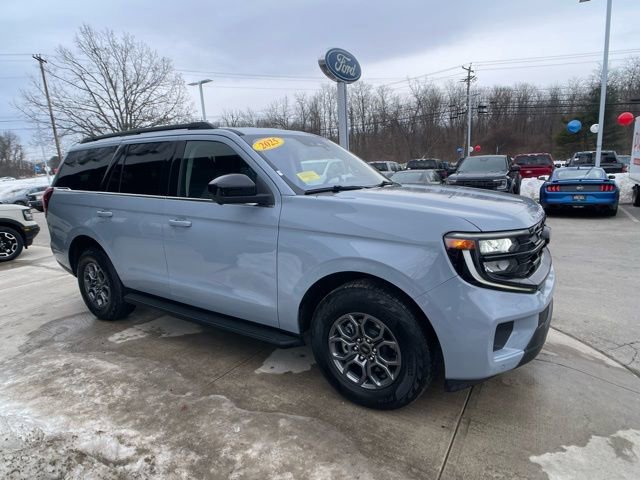 Certified 2025 Ford Expedition Active image 8