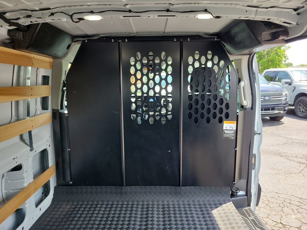 Certified 2025 Ford Transit 250 Low Roof w/ Exterior Upgrade Package RWD image 15
