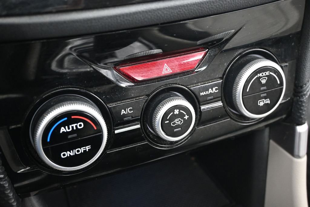 Used 2020 Subaru Forester Premium AWD/4WD image 19
