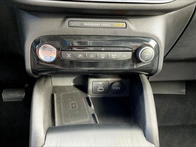 Certified 2024 Ford Escape Platinum AWD/4WD image 17