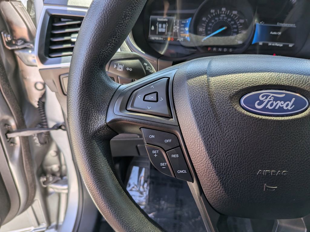 Certified 2024 Ford Edge SE w/ Black Appearance Package image 29