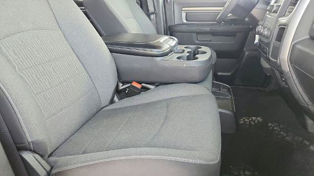 Used 2024 RAM 1500 Warlock RWD image 28