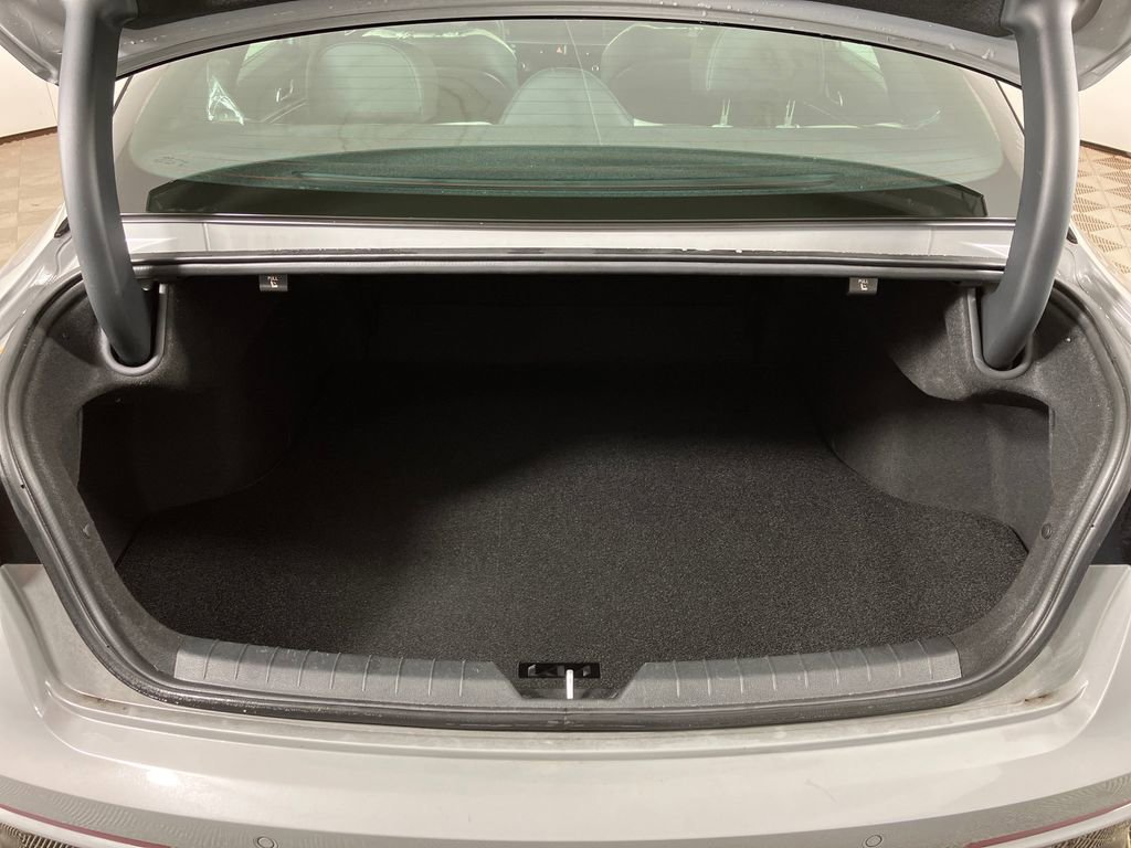 Used 2025 Kia K5 GT-Line image 32