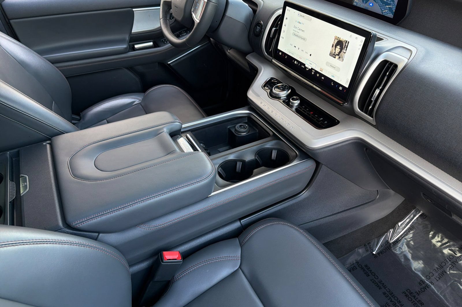 Certified 2025 Ford Expedition Active AWD/4WD image 19