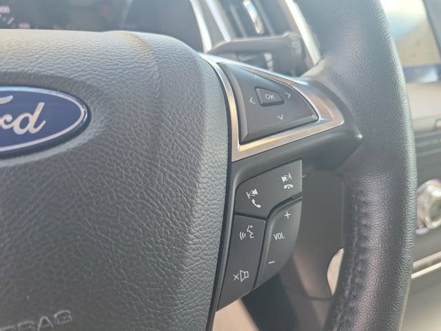 Certified 2020 Ford Edge Titanium FWD image 27