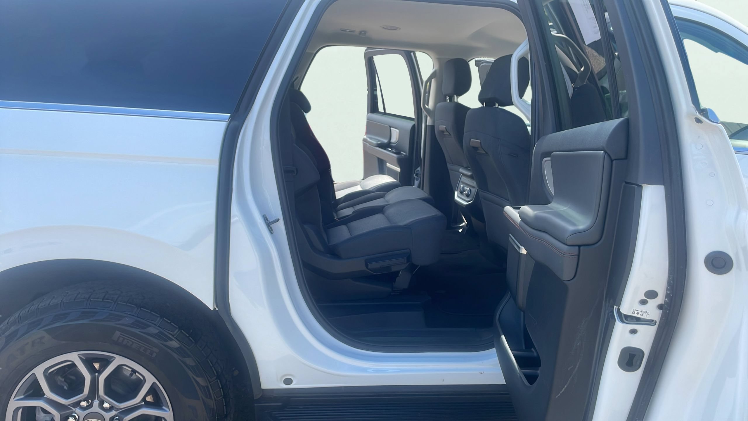 Certified 2025 Ford Expedition Max Active AWD/4WD image 13