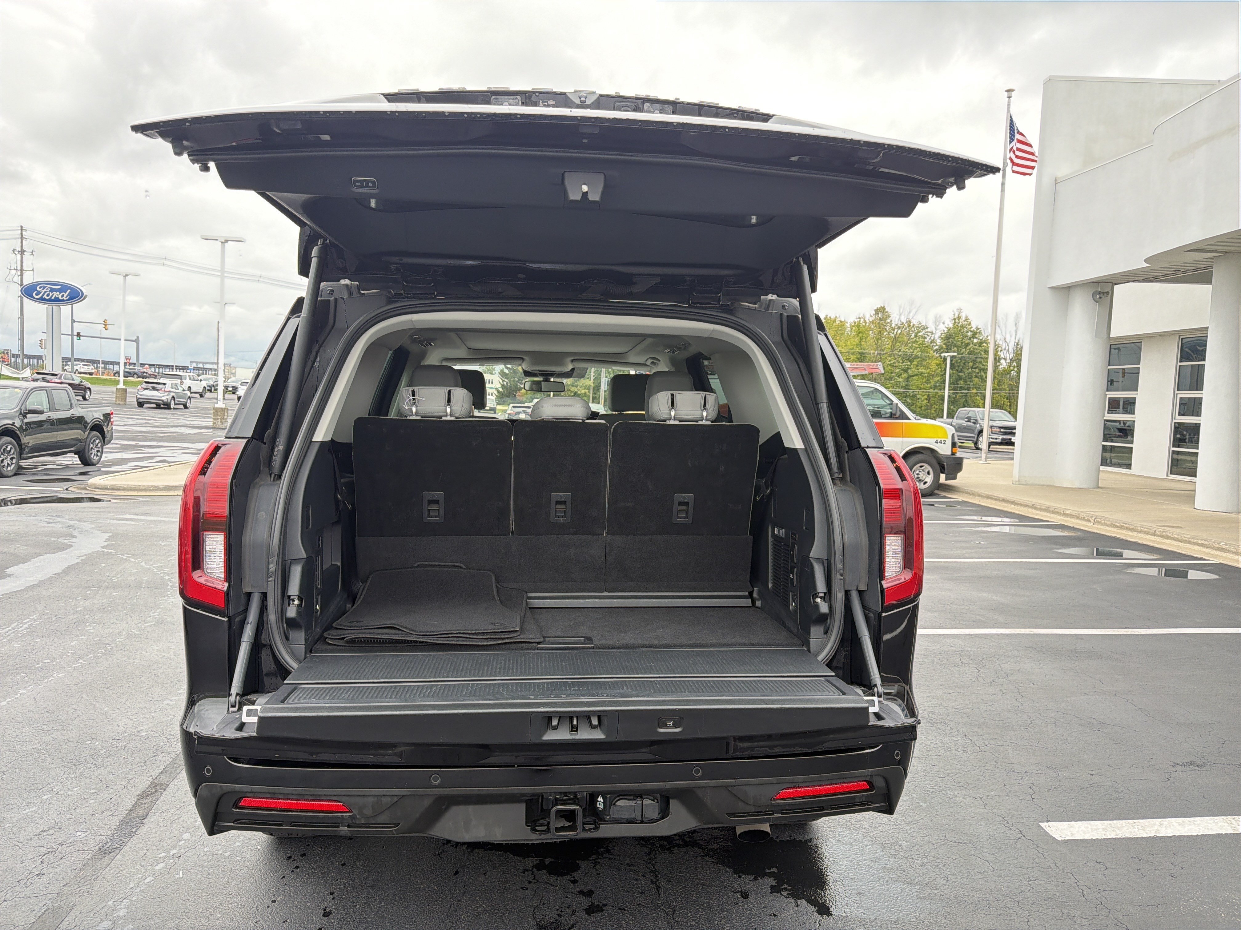 Certified 2025 Ford Expedition Active AWD/4WD image 14