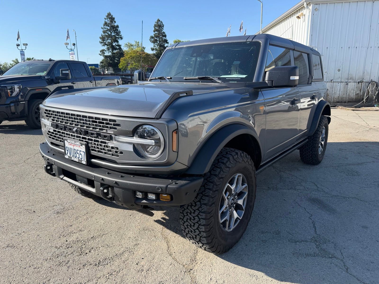Certified 2024 Ford Bronco Badlands AWD/4WD image 1