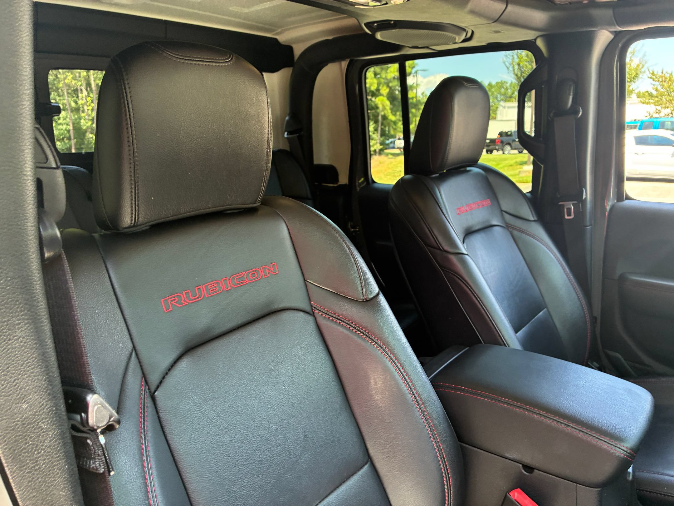 Used 2021 Jeep Gladiator Rubicon AWD/4WD image 32