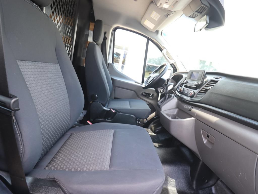 Certified 2024 Ford Transit 250 Low Roof w/ Exterior Upgrade Package RWD image 9