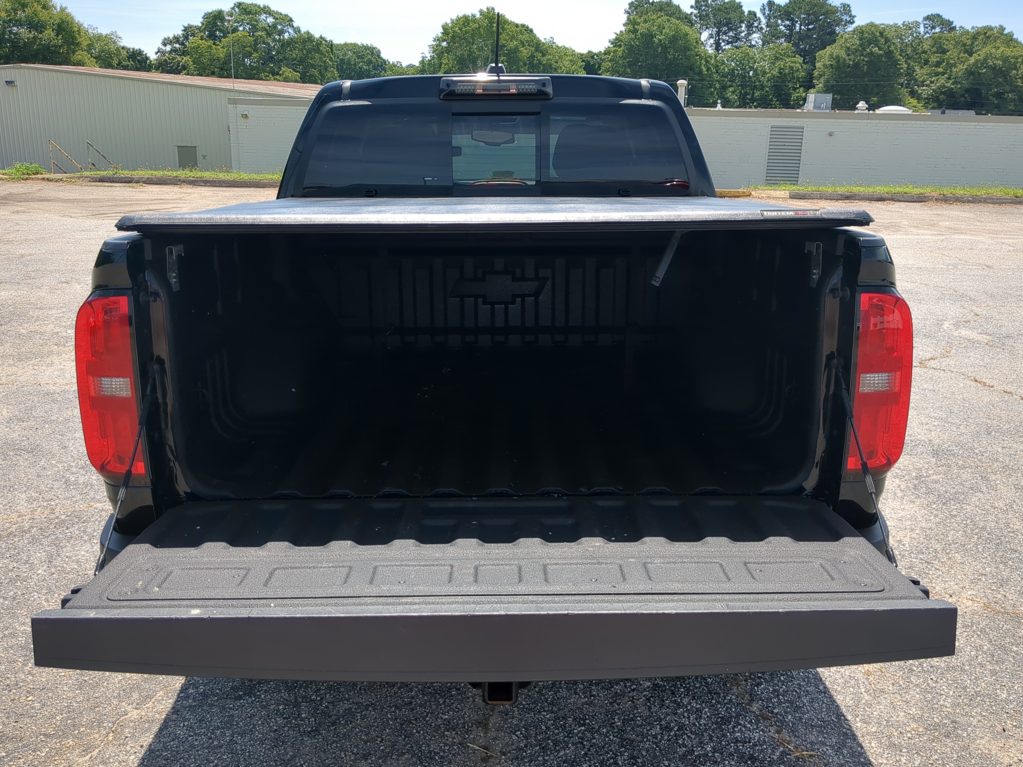 Used 2021 Chevrolet Colorado Z71 w/ Z71 Midnight Edition AWD/4WD image 11
