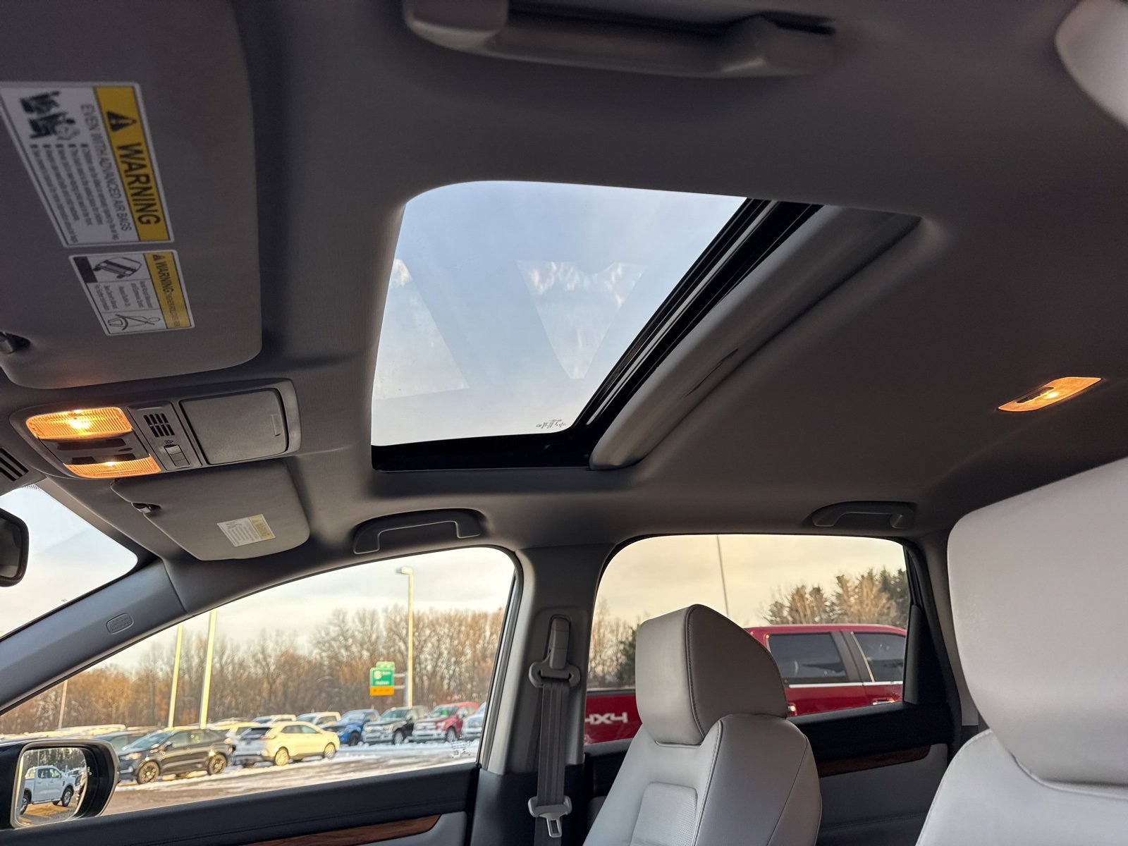 Used 2018 Honda CR-V Touring image 19