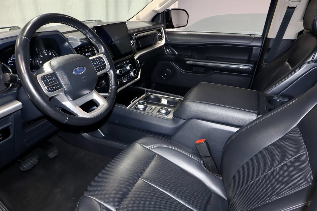 Certified 2024 Ford Expedition XLT AWD/4WD image 25