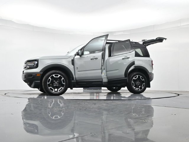 Certified 2023 Ford Bronco Sport Outer Banks w/ Tech Package AWD/4WD image 58