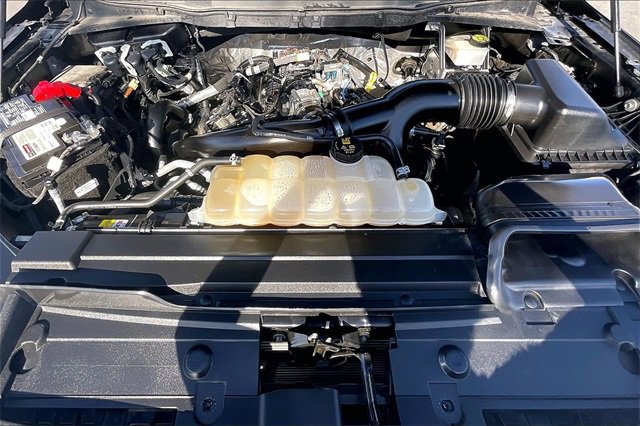 Certified 2022 Ford F150 XLT w/ Equipment Group 302A High image 12