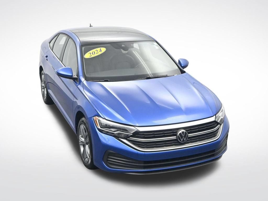 Used 2024 Volkswagen Jetta SE FWD image 32