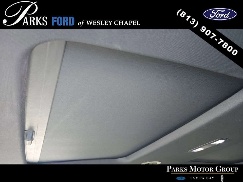 Used 2023 Buick Enclave Avenir w/ Avenir Technology Package AWD/4WD image 22