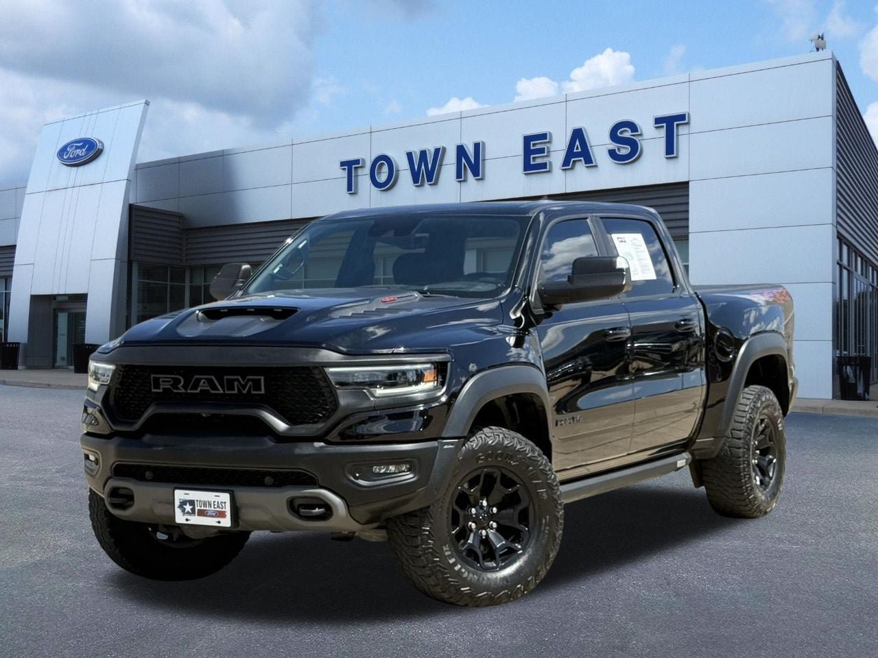 Used 2024 RAM 1500 TRX w/ TRX Level 2 Equipment Group