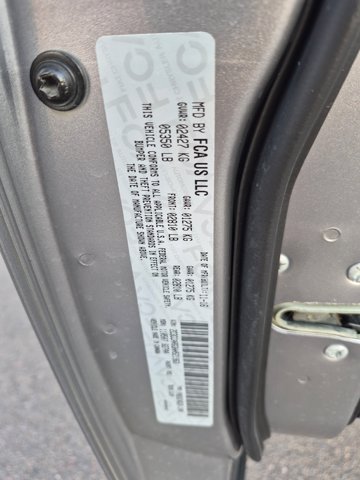 Used 2017 Chrysler 300 Limited AWD/4WD image 25
