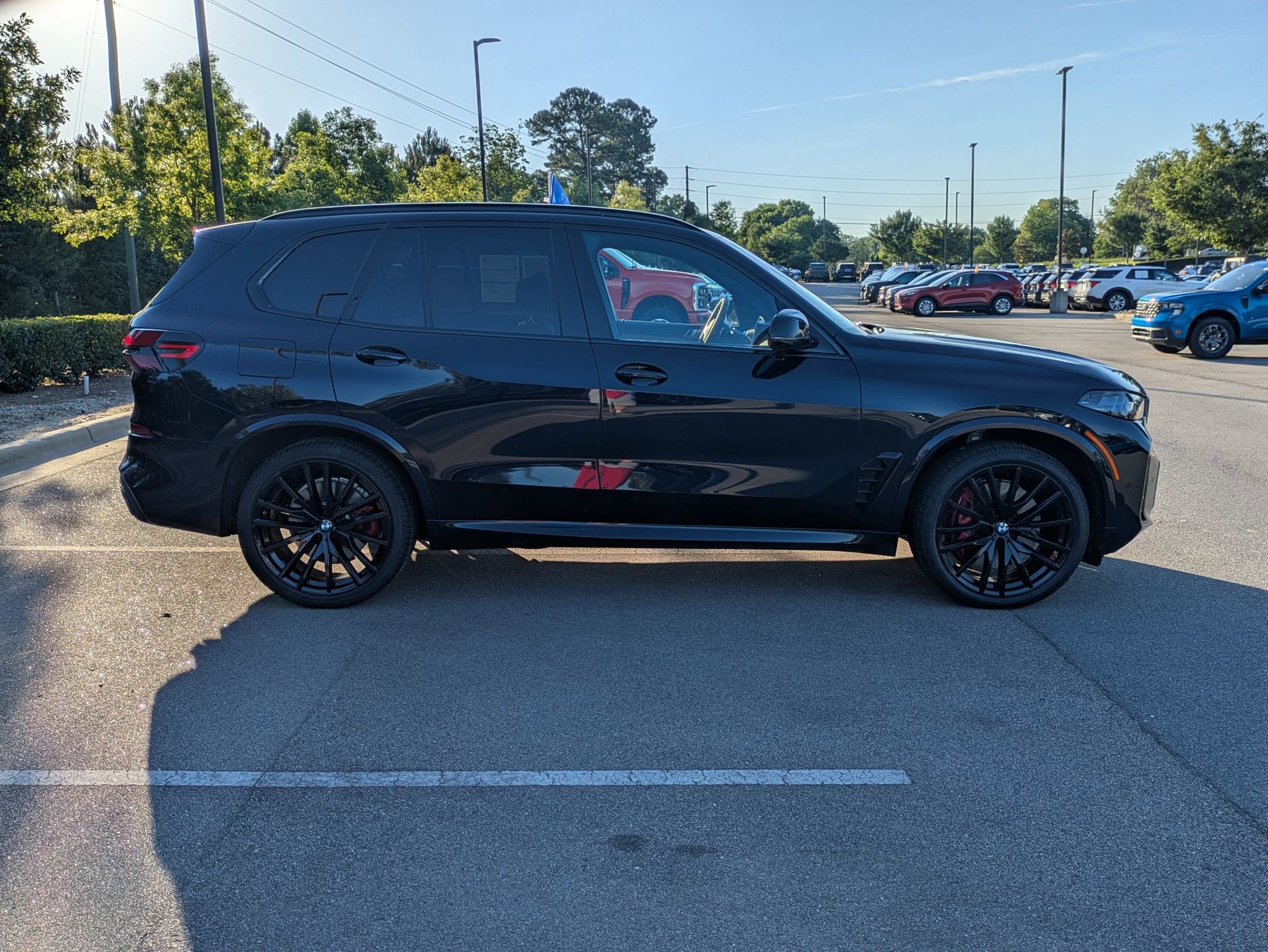 Used 2026 BMW X5 M60i w/ Climate Comfort Package AWD/4WD image 3