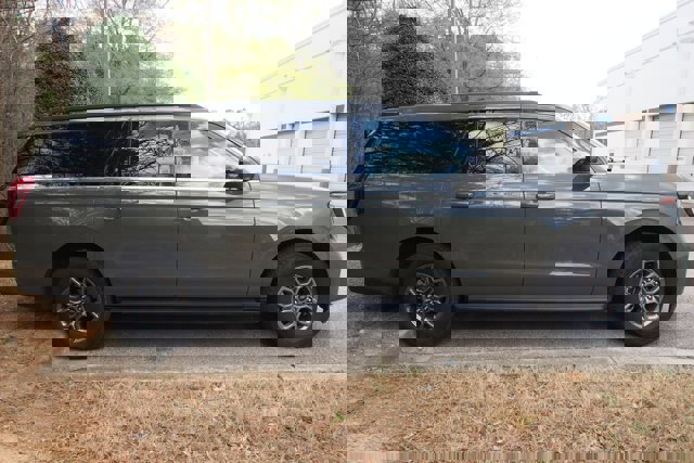 Certified 2025 Ford Expedition Max Active image 5
