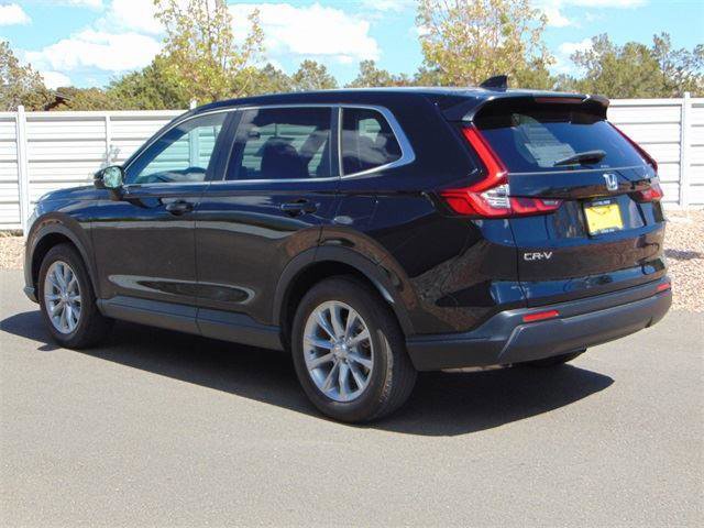 Used 2023 Honda CR-V EX image 3